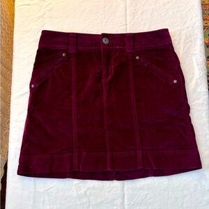 Athleta Roseville Velvet Skirt Cherrywood Burgundy Zip Pockets Size 4